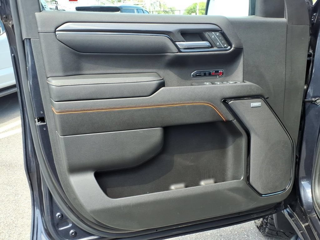 Used 2023 GMC Sierra 1500 AT4 w/ Technology Package AWD/4WD image 22