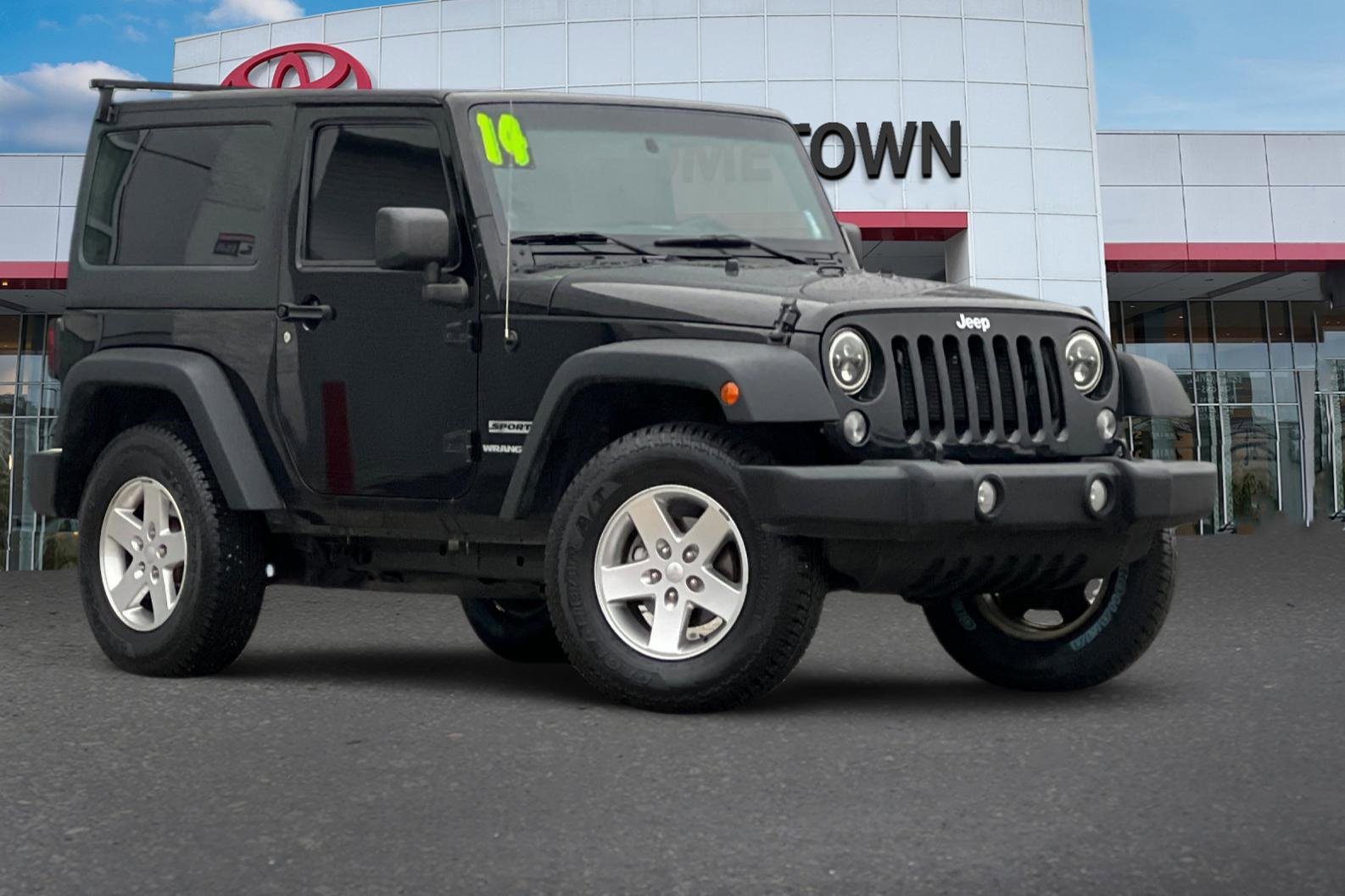 Used 2014 Jeep Wrangler Sport image 2