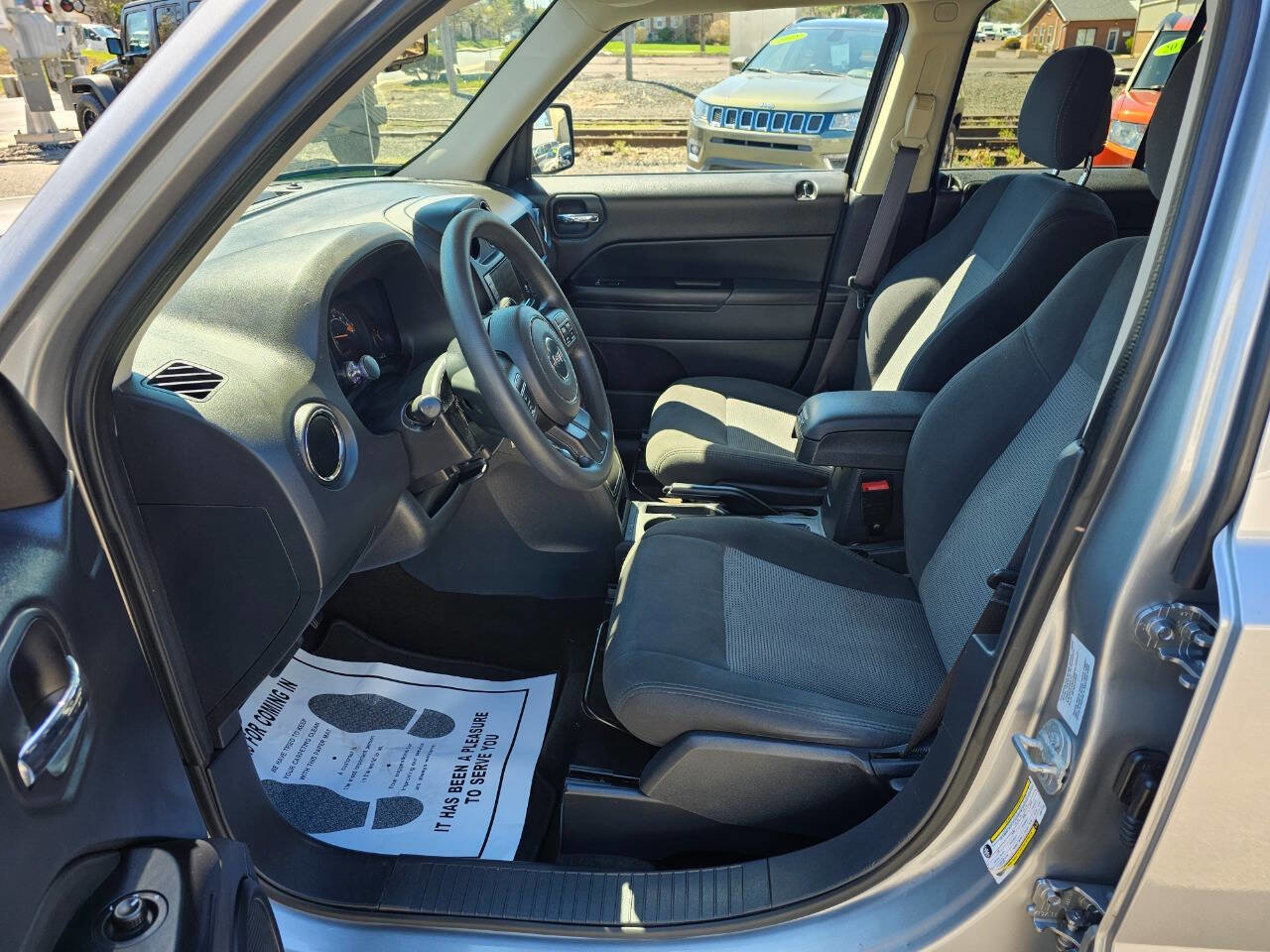 Used 2016 Jeep Patriot Sport w/ Power Value Group image 8