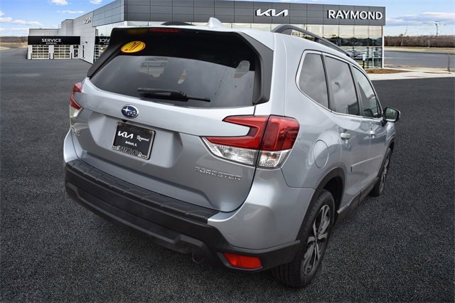 Used 2020 Subaru Forester Limited w/ Popular Package #3 image 3