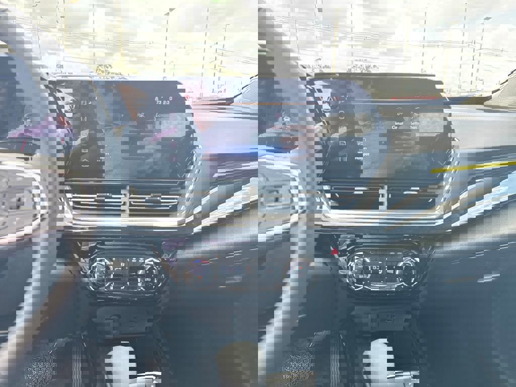 New 2026 Chevrolet Trax ACTIV w/ Driver Confidence Package image 18