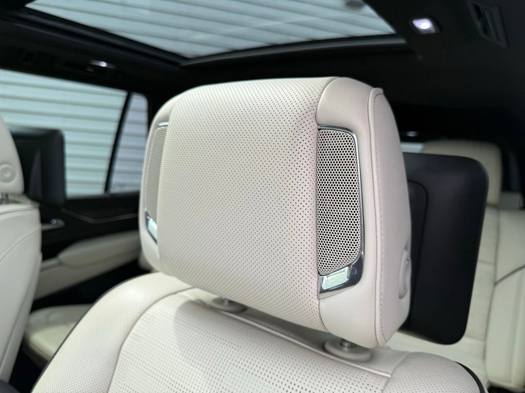 Used 2023 Cadillac Escalade Sport w/ Touring Package image 30
