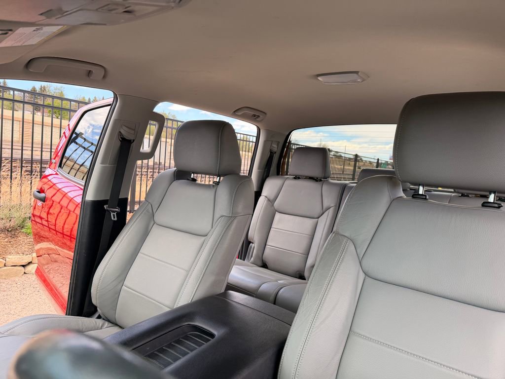 Used 2021 Toyota Tundra SR5 w/ SR5 Leather Package AWD/4WD image 21