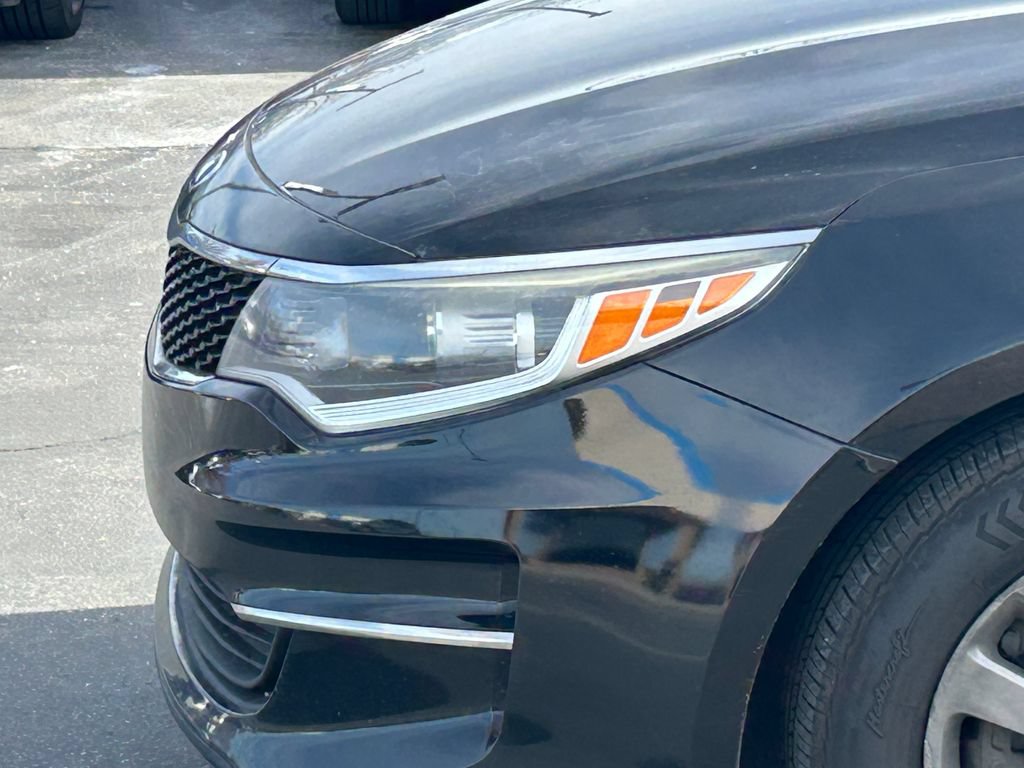 Used 2016 Kia Optima LX FWD image 12