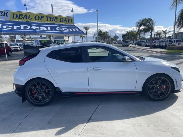 Used 2020 Hyundai Veloster N w/ Performance Package image 9