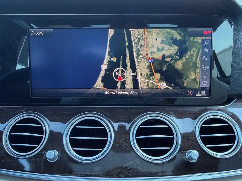 Used 2018 Mercedes-Benz E 300 image 21