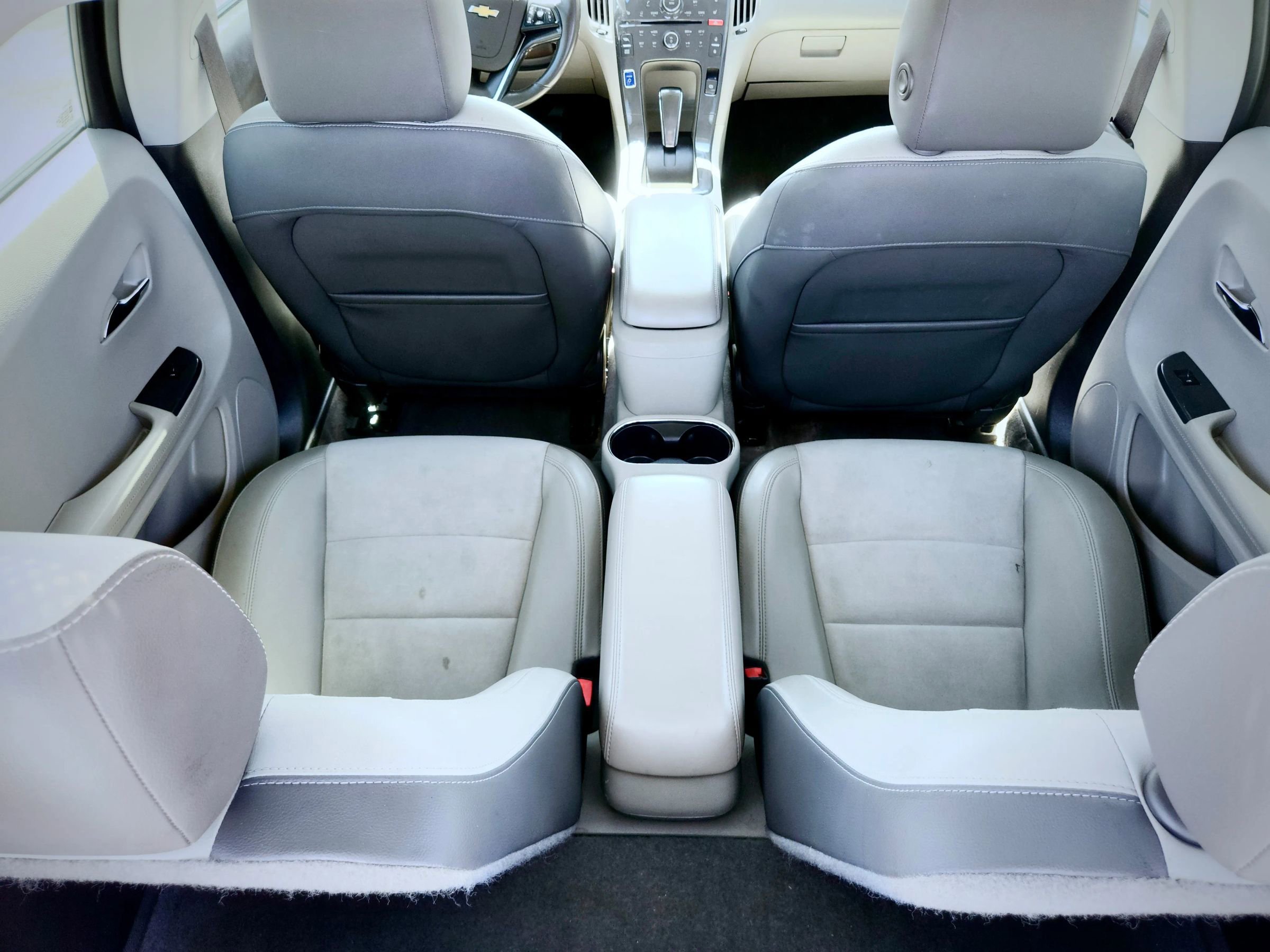 Used 2013 Chevrolet Volt Premium w/ Premium Trim Package image 36