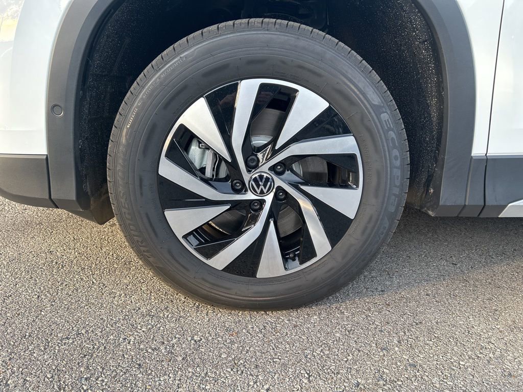 New 2026 Volkswagen Tiguan S AWD/4WD image 31