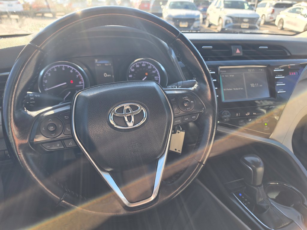 Used 2019 Toyota Camry SE FWD image 15