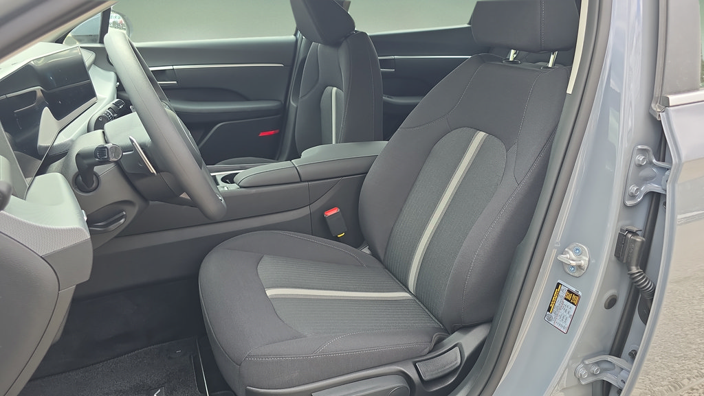 New 2026 Hyundai Sonata Blue FWD image 14
