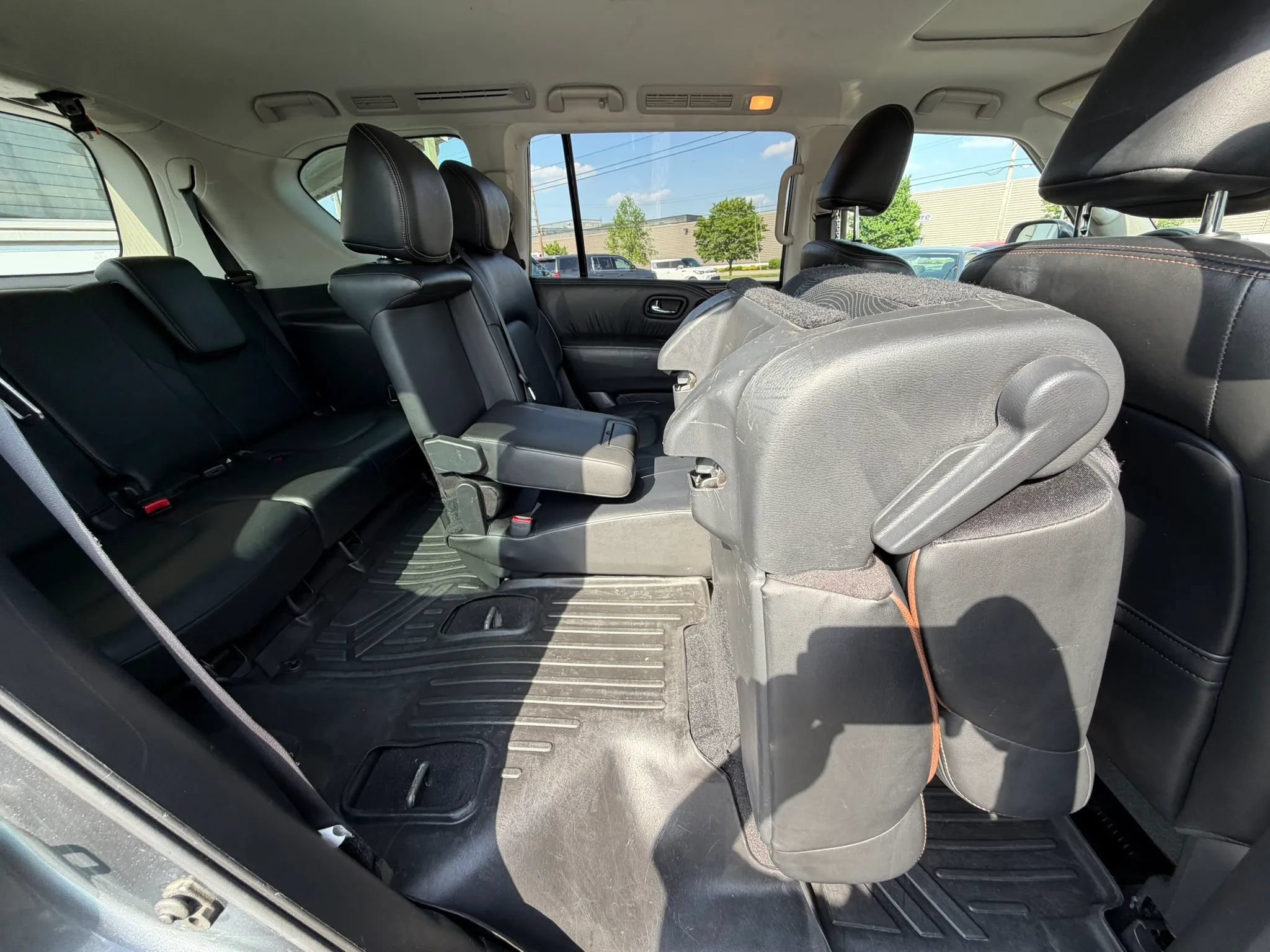 Used 2018 Nissan Armada SL w/ Moonroof Package AWD/4WD image 40