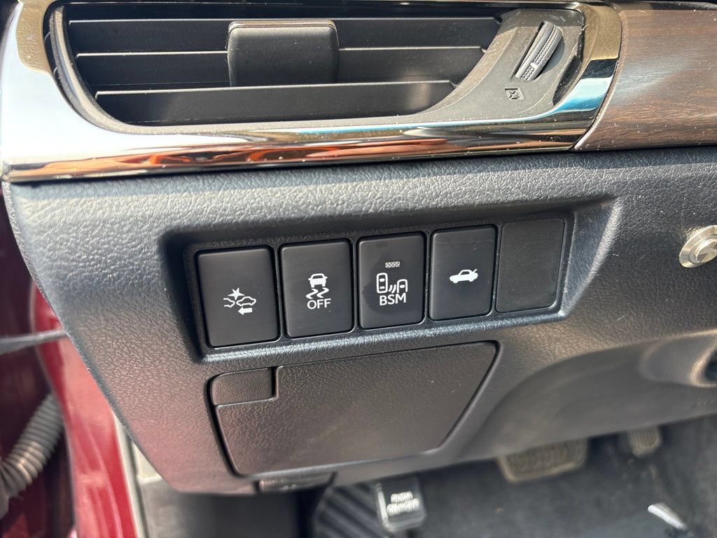 Used 2018 Toyota Avalon XLE Premium w/ Protection Package FWD image 18
