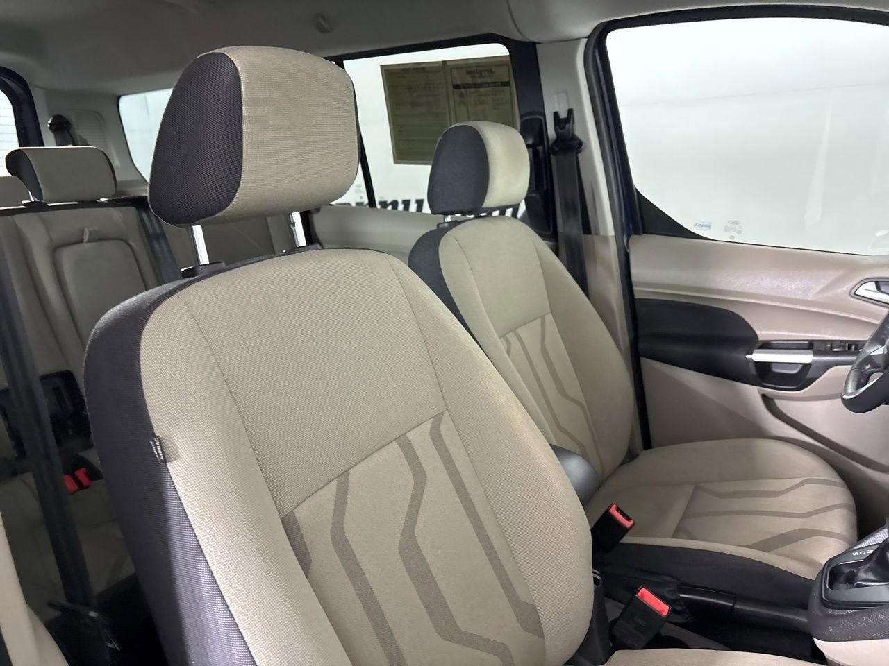 Used 2015 Ford Transit Connect XLT image 24