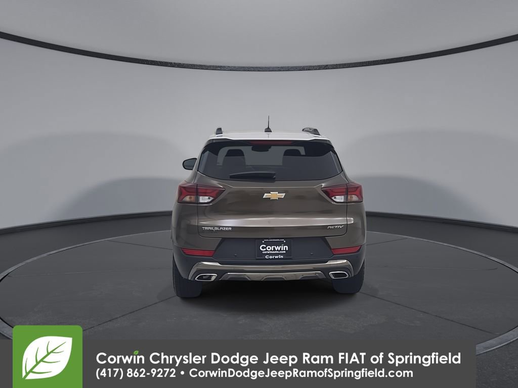 Used 2021 Chevrolet TrailBlazer ACTIV w/ Technology Package FWD image 13