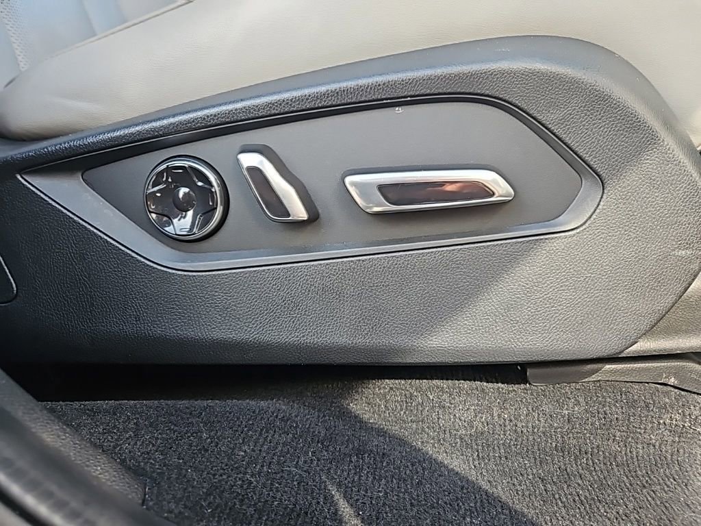 Used 2022 Acura MDX FWD w/ Technology Package image 41