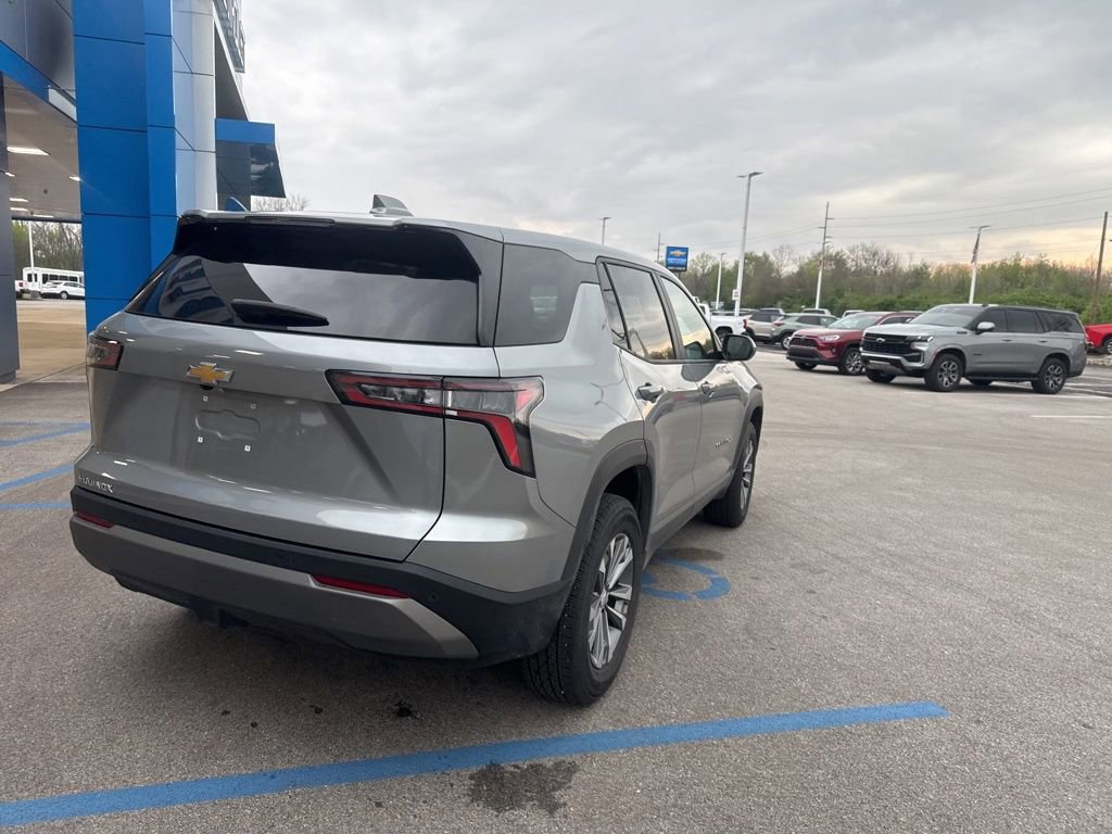 Used 2025 Chevrolet Equinox LT FWD image 21