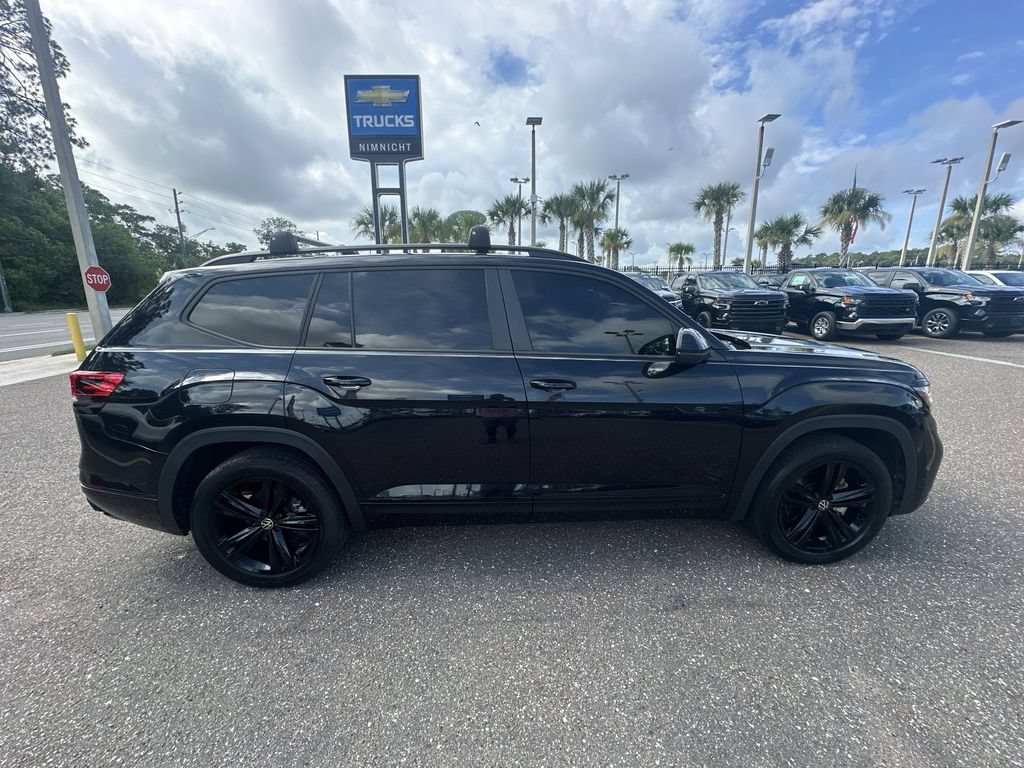 Used 2023 Volkswagen Atlas SEL R-Line AWD/4WD image 17