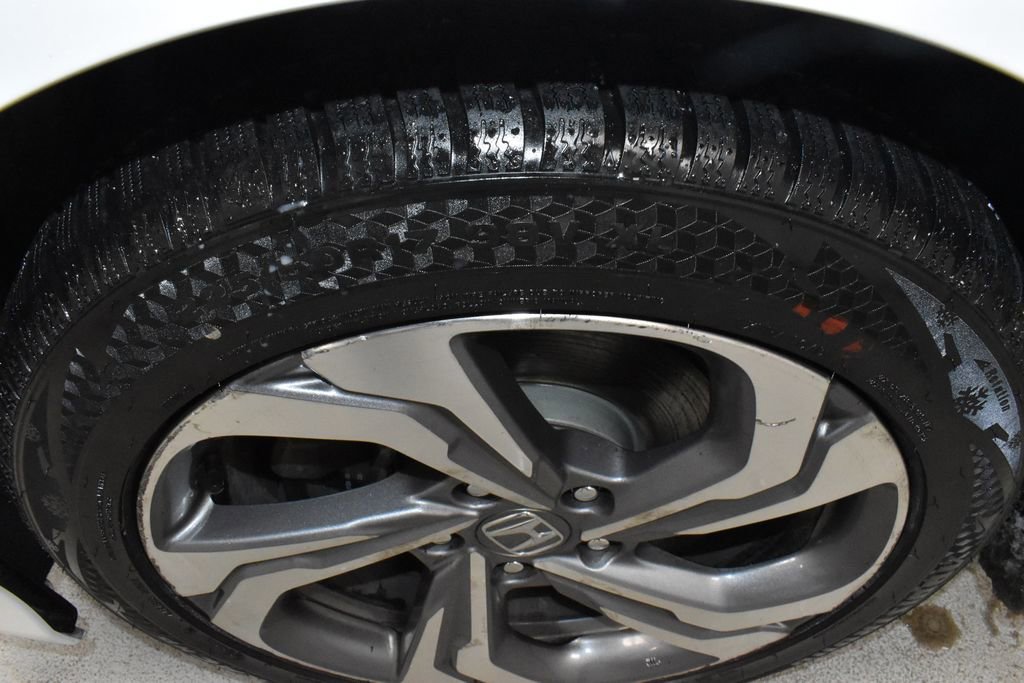 Used 2018 Honda Accord EX image 9