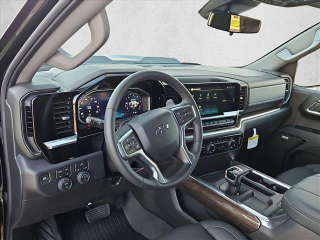 New 2026 Chevrolet Silverado 1500 LT Trail Boss w/ Convenience Package II AWD/4WD image 3