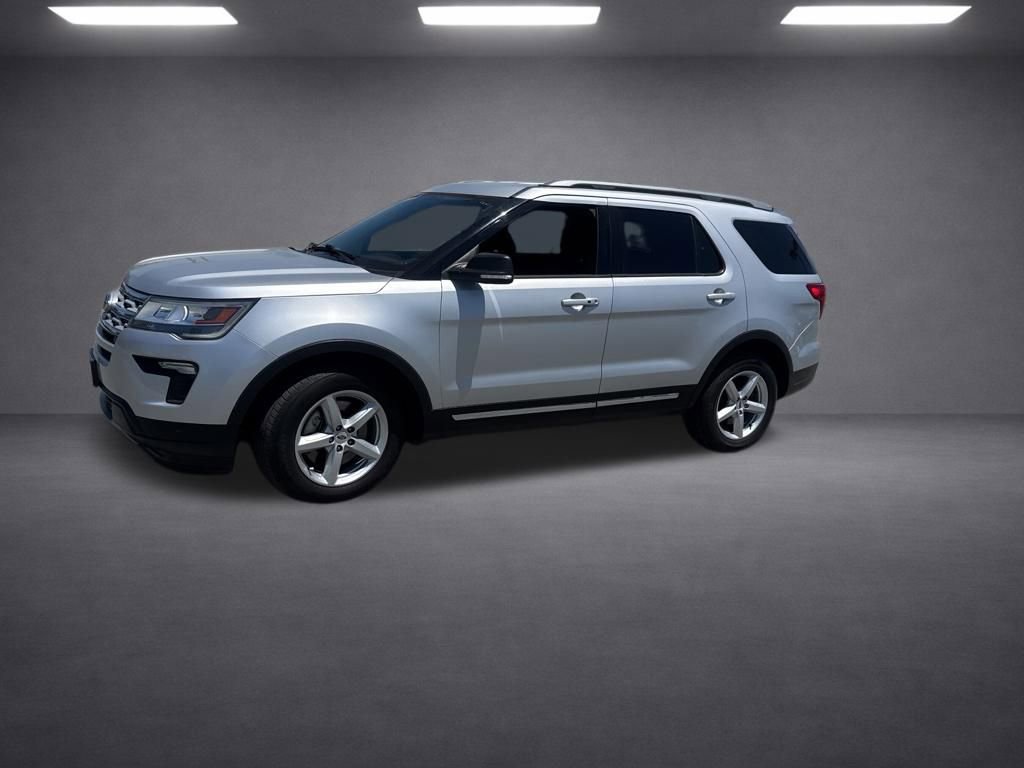 Used 2019 Ford Explorer XLT w/ Equipment Group 201A FWD image 14