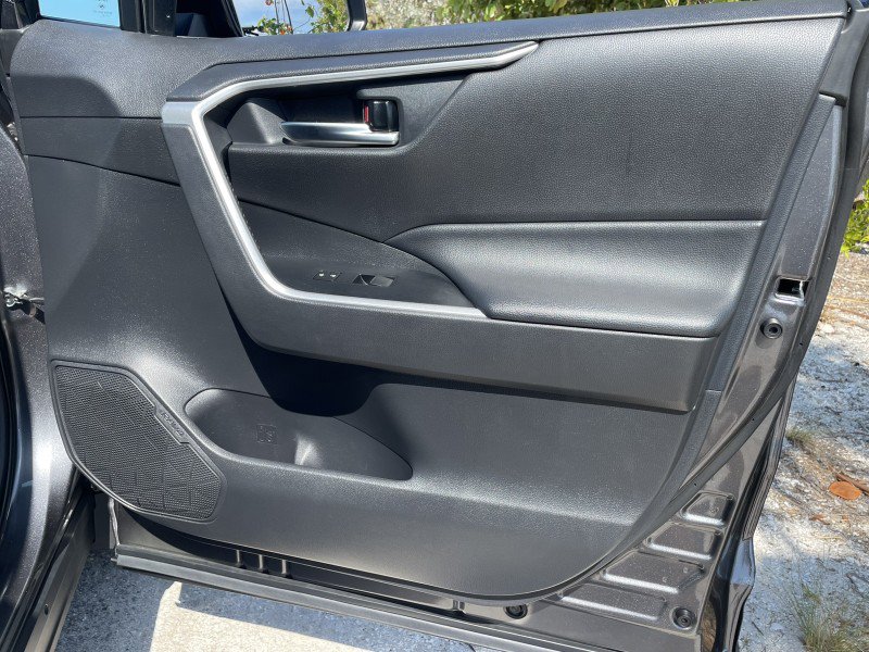 Used 2021 Toyota RAV4 XLE Premium AWD/4WD image 25