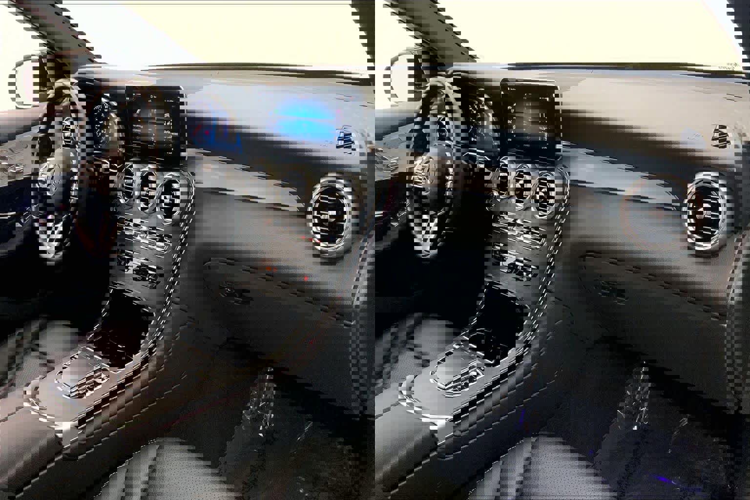 Used 2022 Mercedes-Benz GLC 300 image 10