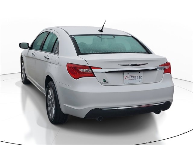Used 2014 Chrysler 200 Limited image 3