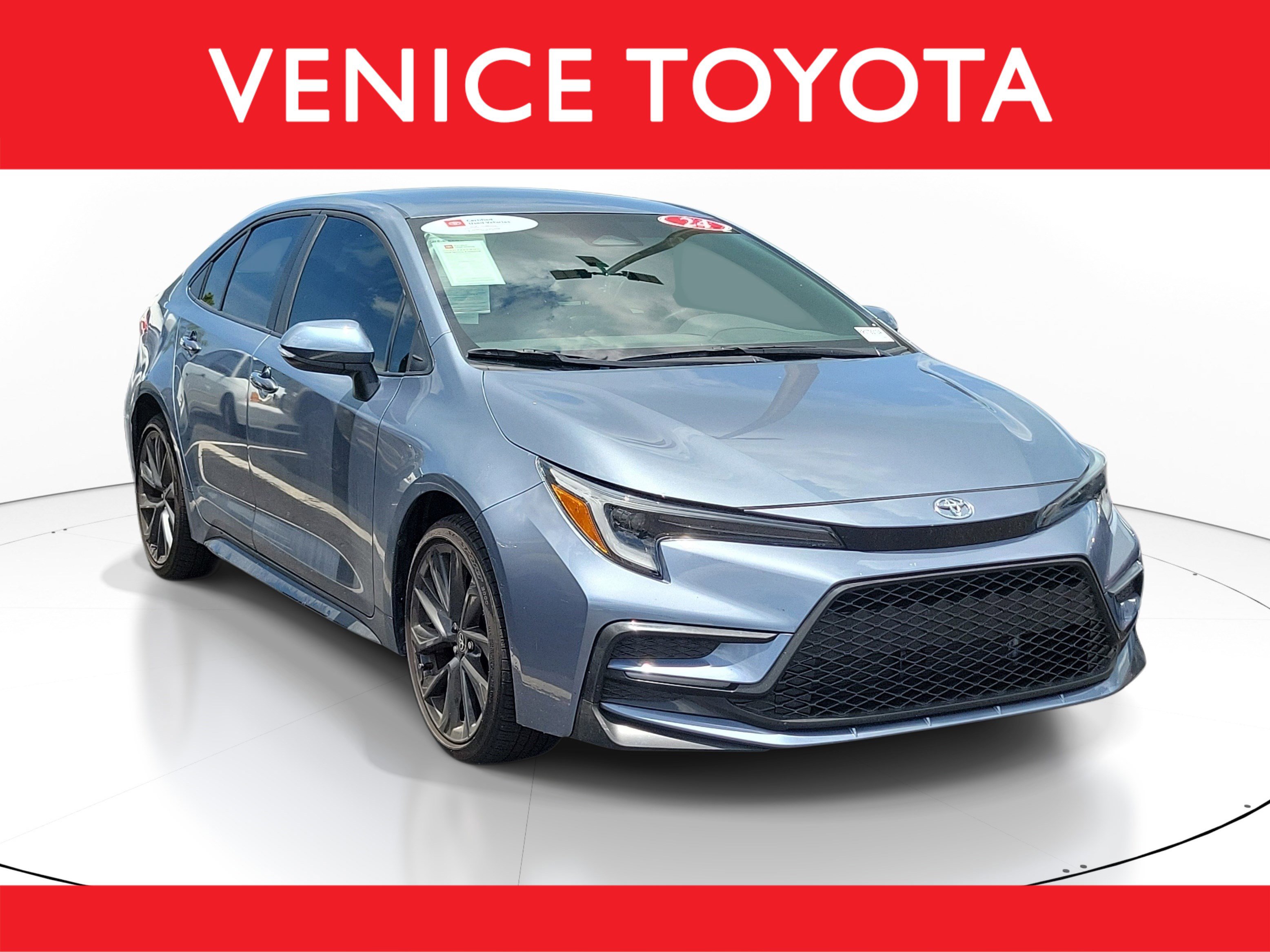 Certified 2024 Toyota Corolla SE FWD image 1