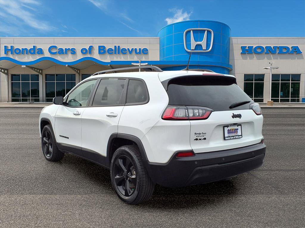 Used 2021 Jeep Cherokee Latitude Plus image 3