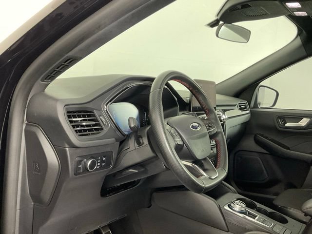 Used 2024 Ford Escape ST-Line FWD image 12