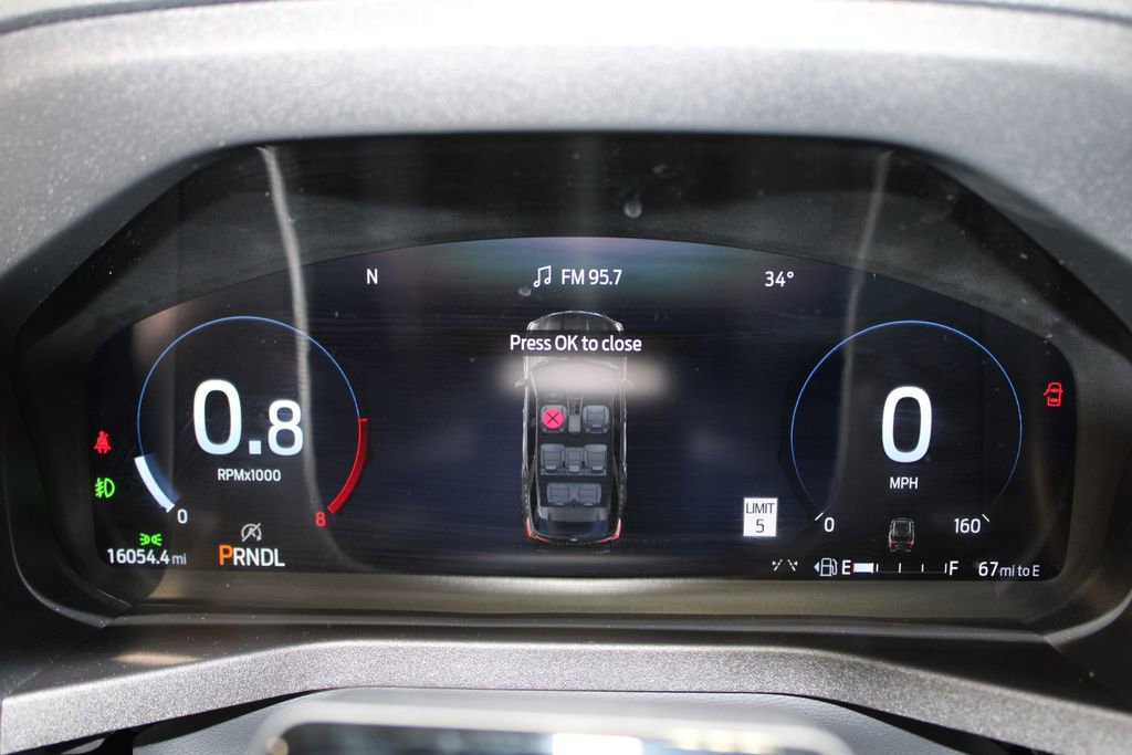 Used 2025 Ford Explorer ST-Line w/ ST-Line Street Pack image 38