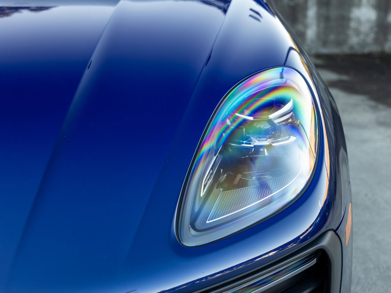 Certified 2024 Porsche Macan image 16