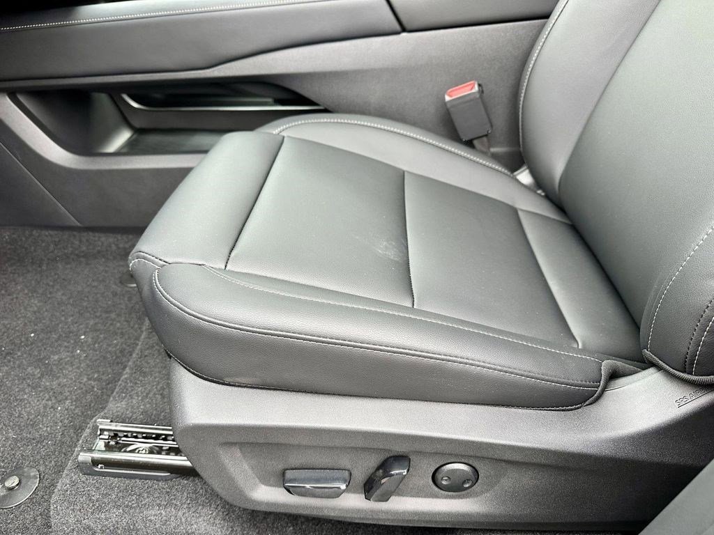 Certified 2025 Nissan Murano SL AWD/4WD image 25