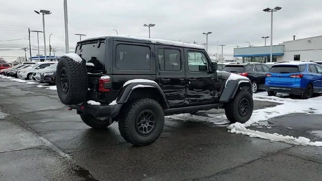 Used 2024 Jeep Wrangler Unlimited Rubicon image 2