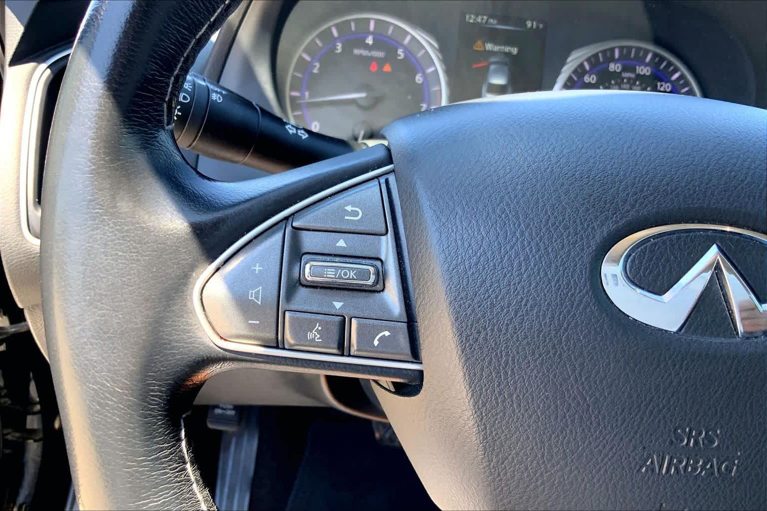 Used 2017 INFINITI Q50 2.0t RWD image 23
