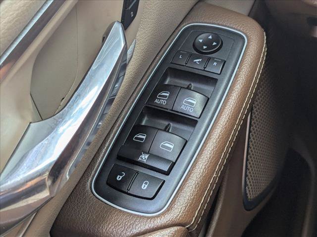 Used 2020 RAM 1500 Laramie RWD image 14