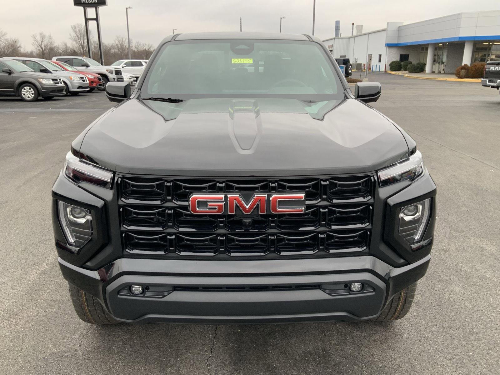 New 2026 GMC Canyon Elevation w/ Convenience Package image 3