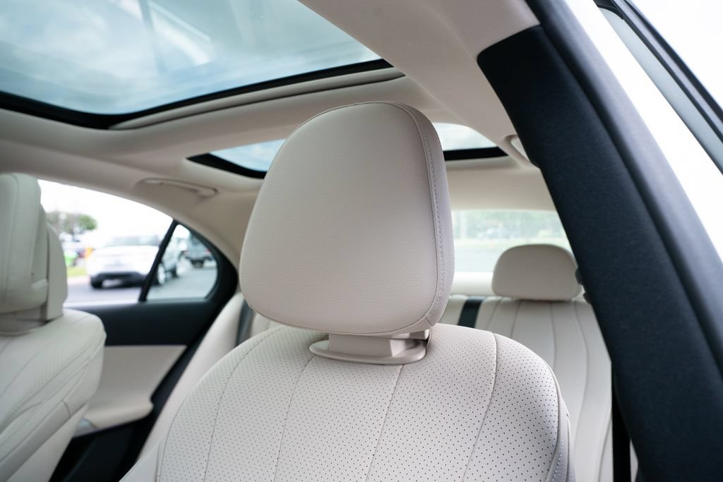 Used 2025 Mercedes-Benz E 350 Sedan w/ Winter Package image 36