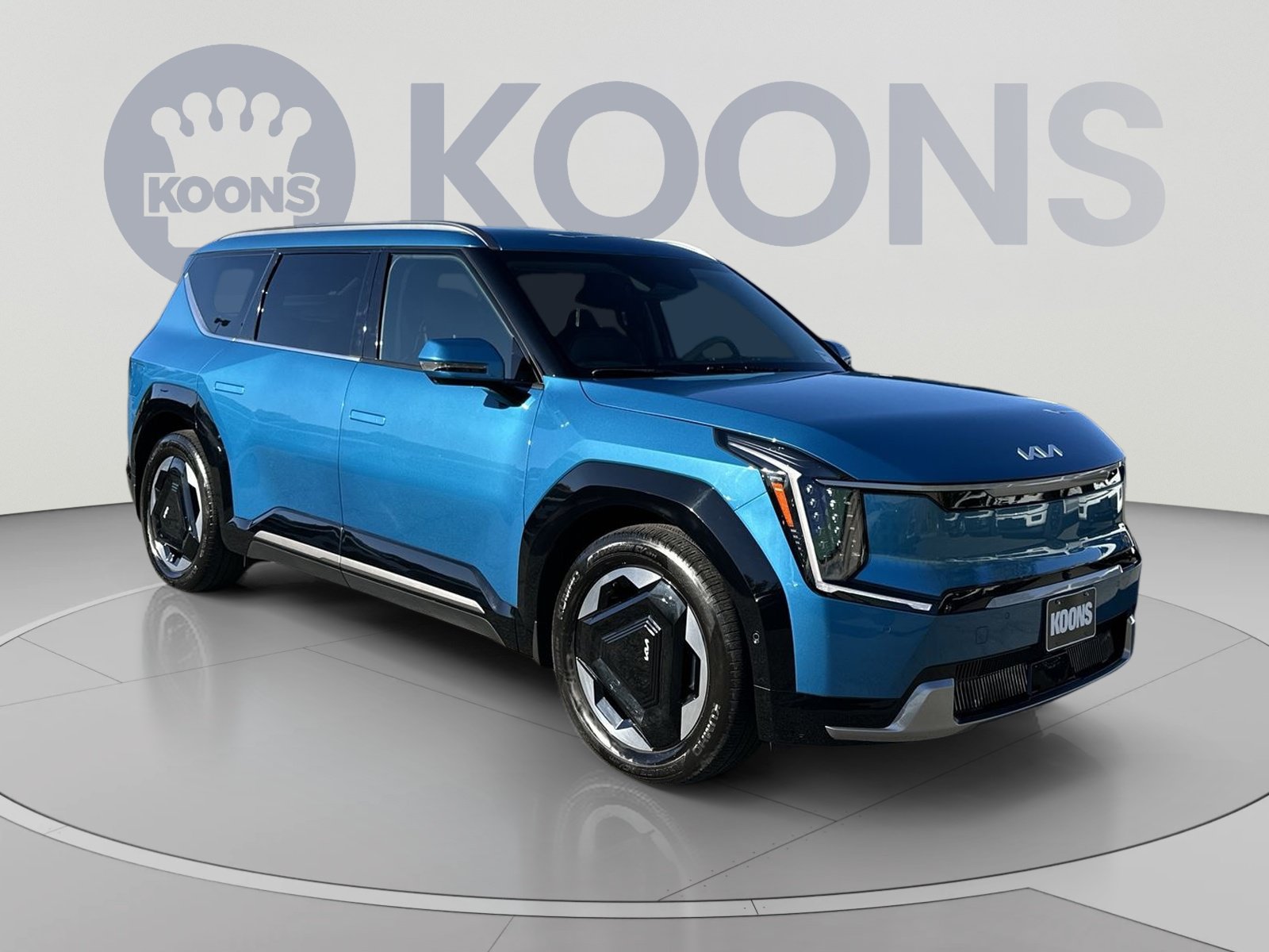 Used 2024 Kia EV9 Land AWD/4WD image 2
