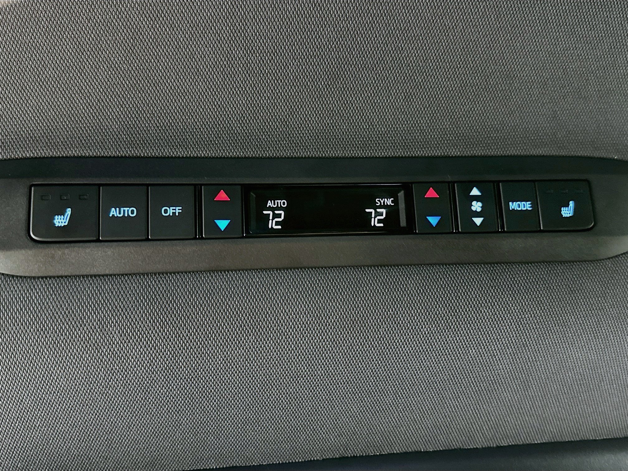 Used 2021 Toyota Sienna Platinum FWD image 26