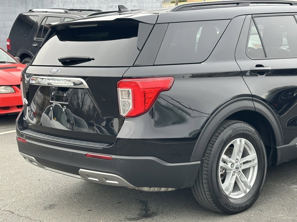 Used 2024 Ford Explorer XLT w/ Equipment Group 202A image 40
