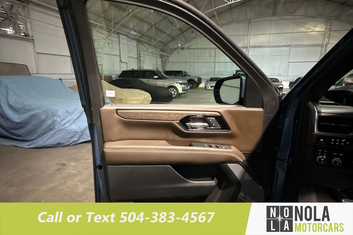 Used 2025 GMC Yukon XL Denali Ultimate w/ LPO, Floor Liner Package image 15