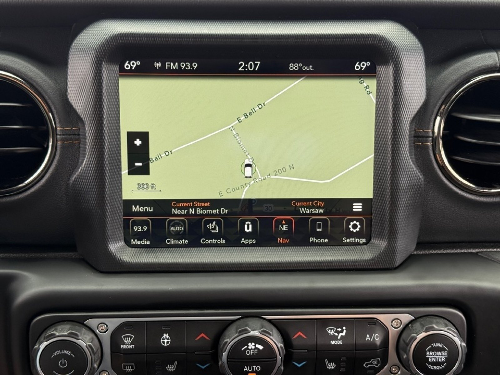Used 2021 Jeep Gladiator Overland AWD/4WD image 14