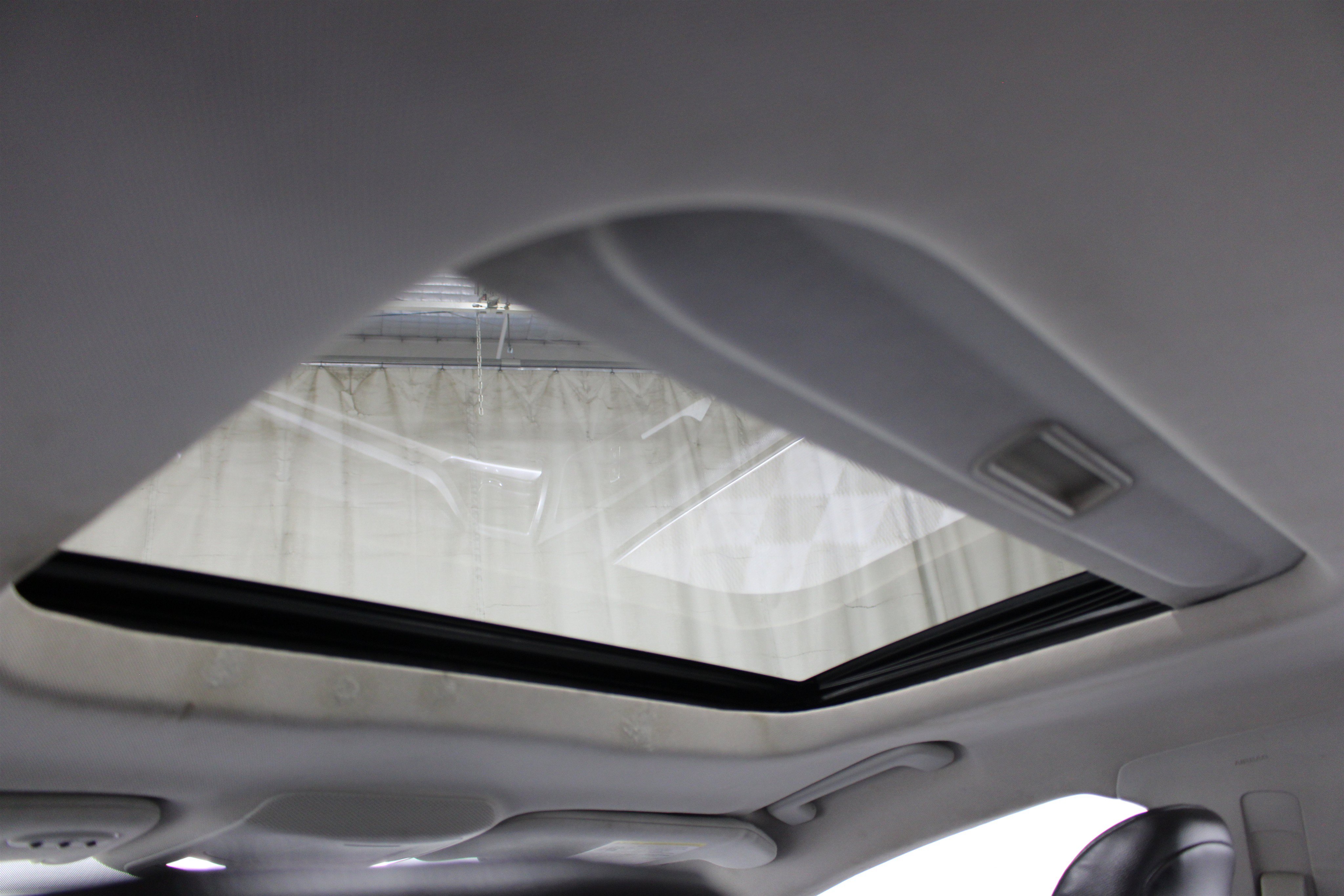 Used 2016 Ford Fusion Titanium FWD image 23