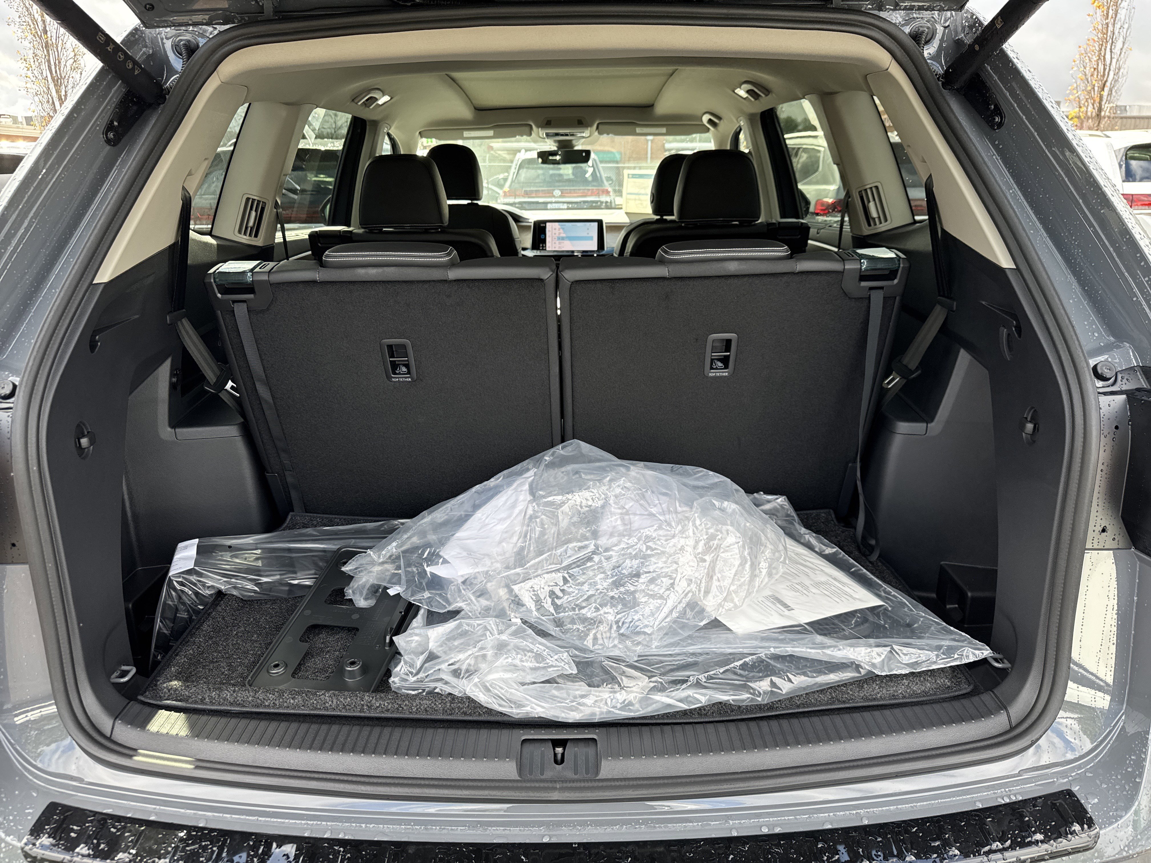 New 2026 Volkswagen Atlas SE image 4