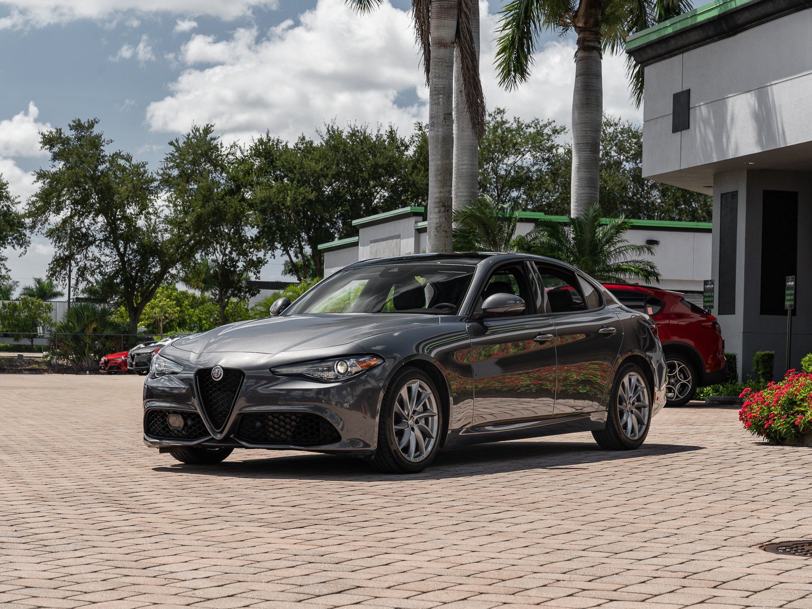 Used 2023 Alfa Romeo Giulia Sprint image 5