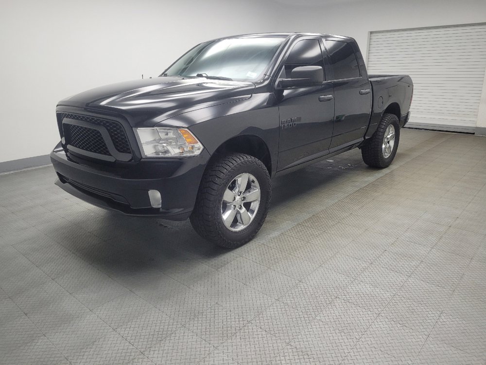 Used 2017 RAM 1500 Express AWD/4WD image 2