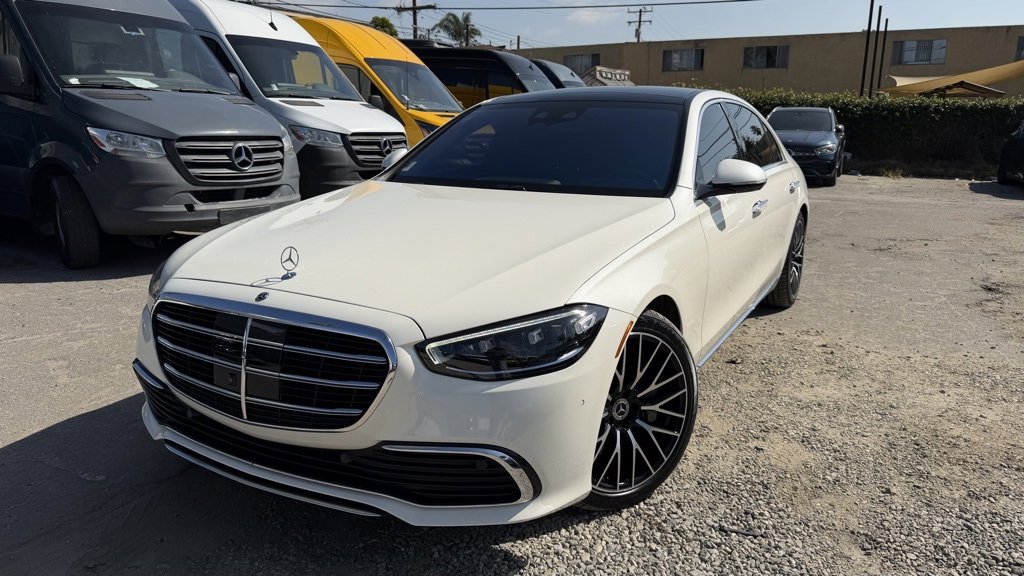 Used 2021 Mercedes-Benz S 580 4MATIC Sedan image 4