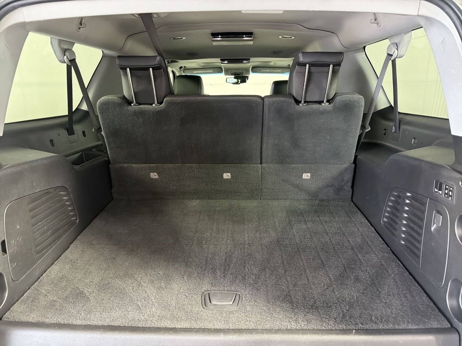 Used 2020 Chevrolet Suburban LT AWD/4WD image 26