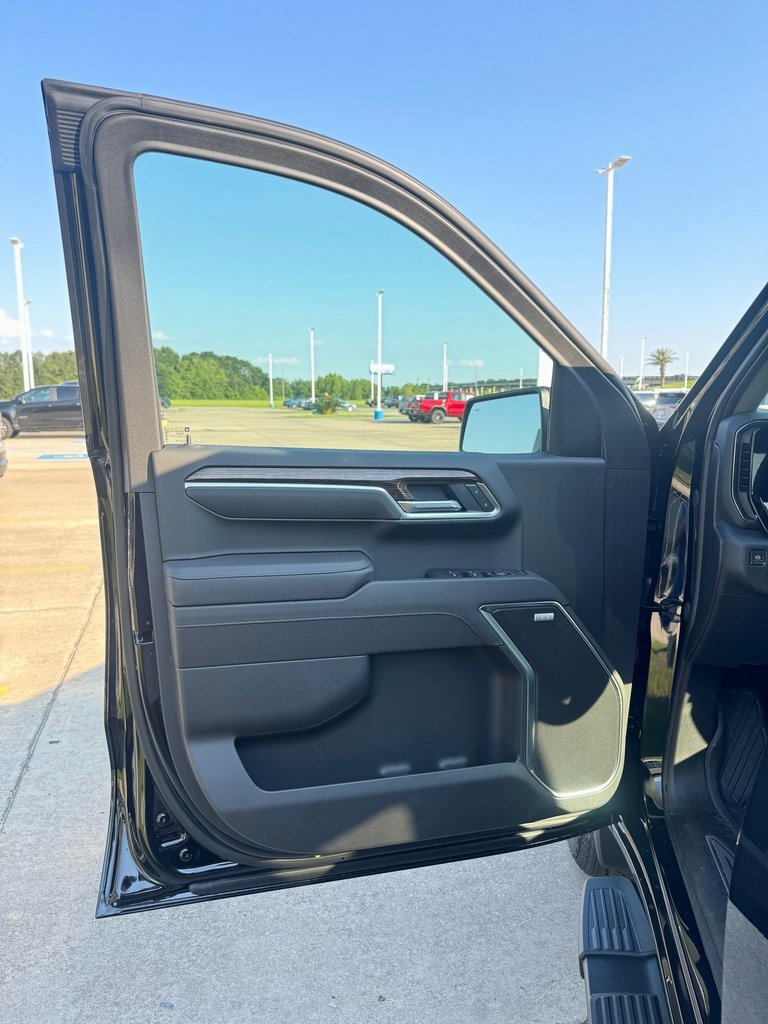 New 2026 GMC Sierra 1500 Elevation w/ Elevation Premium Package image 9